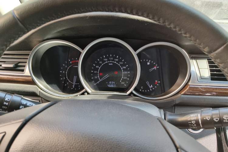 Used Zotye Z500 2015 1.5T Manual Luxury Model Instrument Cluster