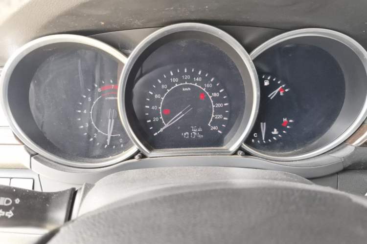 Used Zotye Z500 2015 1.5T Manual Luxury Model Instrument Cluster