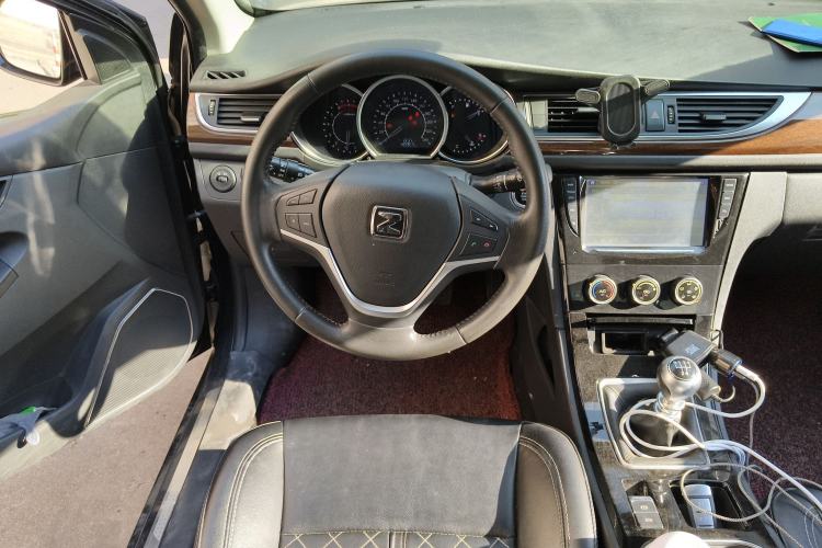 Used Zotye Z500 2015 1.5T Manual Luxury Model Steering Wheel
