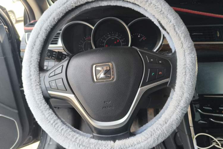 Used Zotye Z500 2015 1.5T Manual Luxury Model Steering Wheel