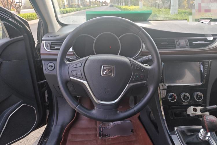 Used Zotye Z500 2015 1.5T Manual Luxury Model Steering Wheel