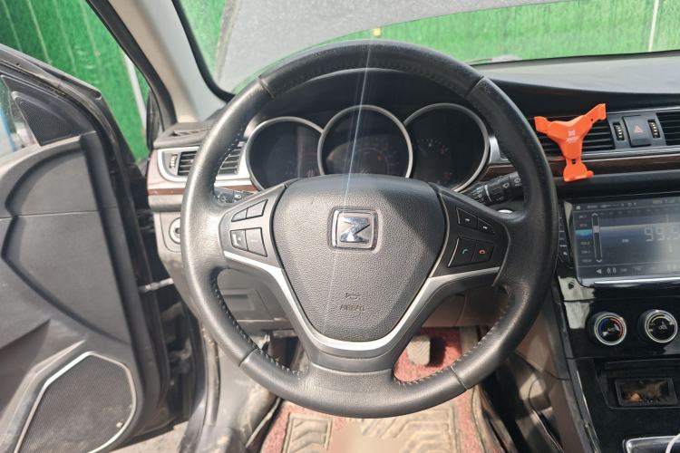 Used Zotye Z500 2015 1.5T Manual Luxury Model Steering Wheel