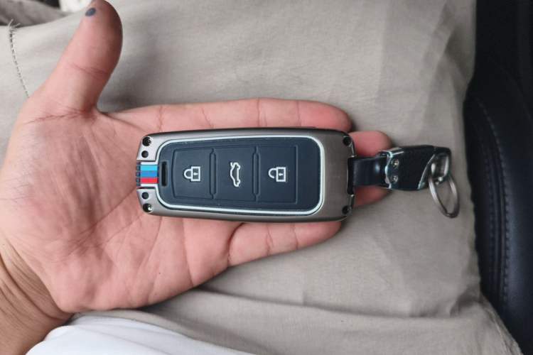 Used Zotye Z500 2015 1.5T Manual Luxury Model Vehicle Key