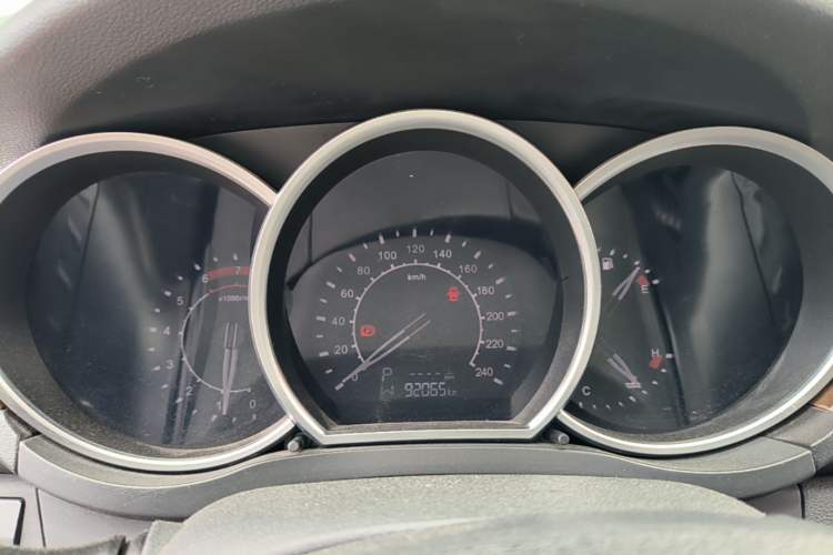 Used Zotye Z500 2015 1.5T CVT Luxury Model Instrument Cluster