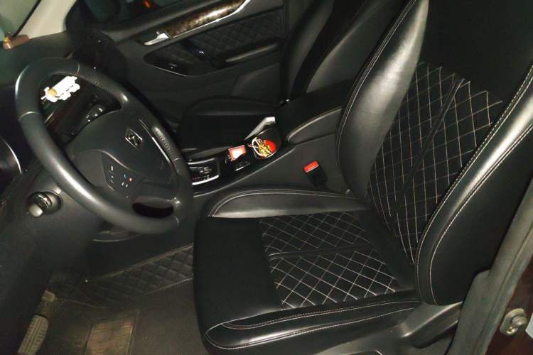 Used Zotye Z500 2015 1.5T CVT Luxury Model Left Front Seat
