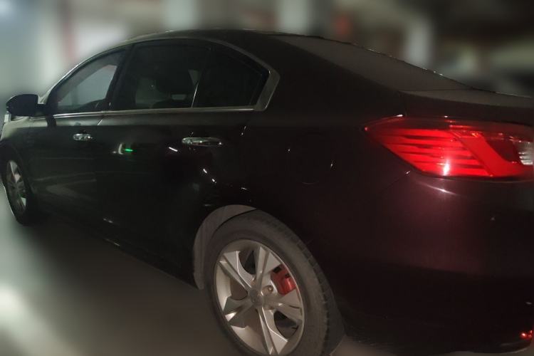 Used Zotye Z500 2015 1.5T CVT Luxury Model Rear Left 45 Deg