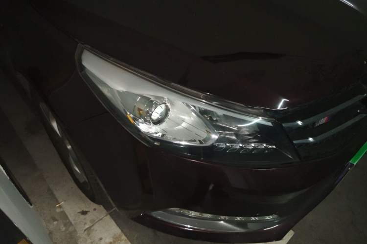 Used Zotye Z500 2015 1.5T CVT Luxury Model Right Front Headlight