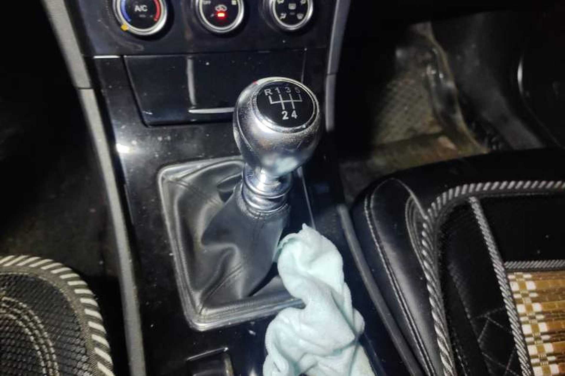 Used Zotye Z500 2015 1.5T Manual Luxury Model Gear Lever
