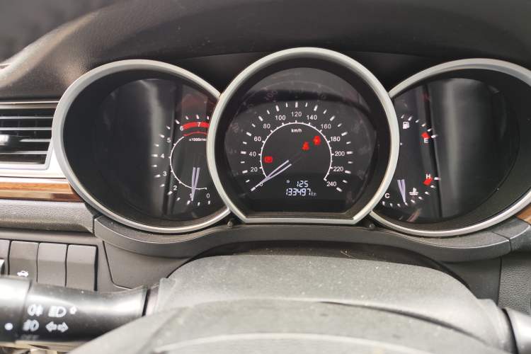 Used Zotye Z500 2015 1.5T Manual Luxury Model Instrument Cluster