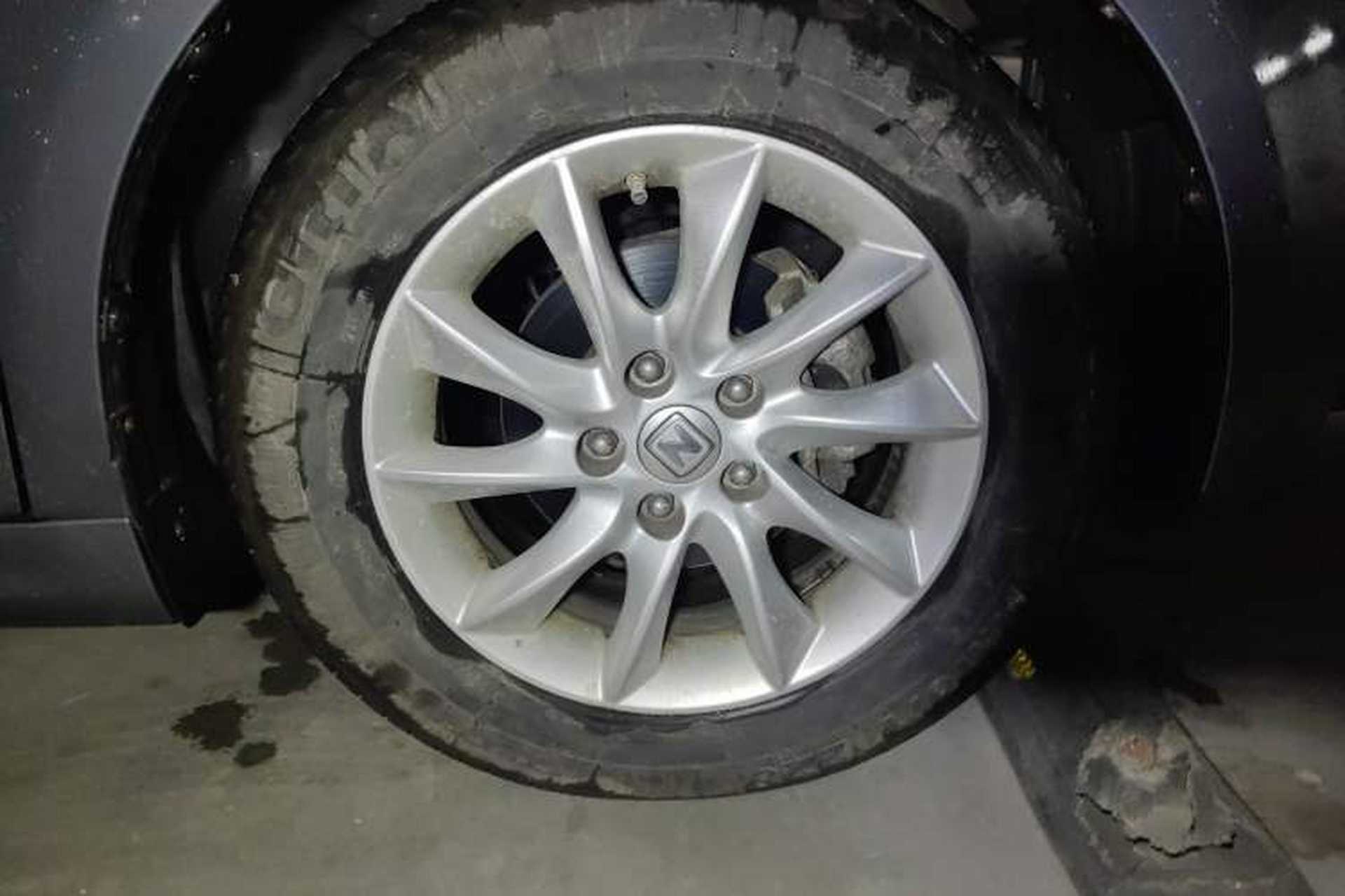 Used Zotye Z500 2015 1.5T Manual Luxury Model Right Front Wheel Hub