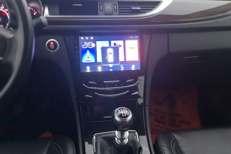 Used Zotye Z500 2015 1.5T Manual Luxury Model Audio And AC Panel