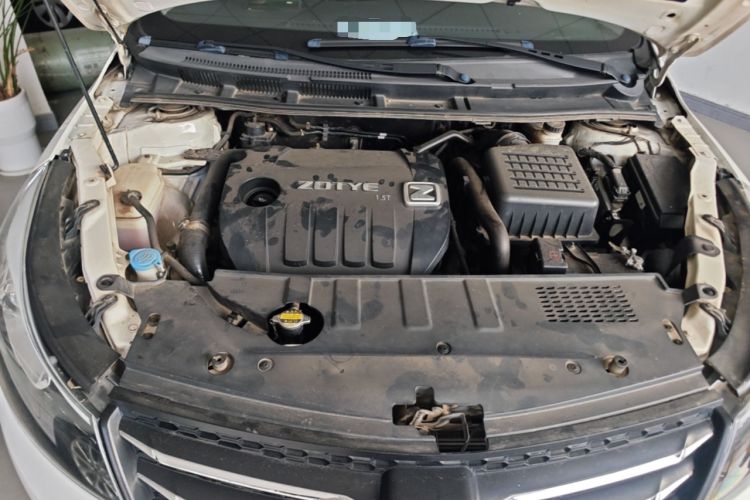 Used Zotye Z500 2015 1.5T Manual Luxury Model Engine Bay