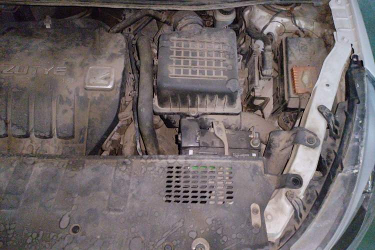 Used Zotye Z500 2015 1.5T Manual Luxury Model Engine Bay Left