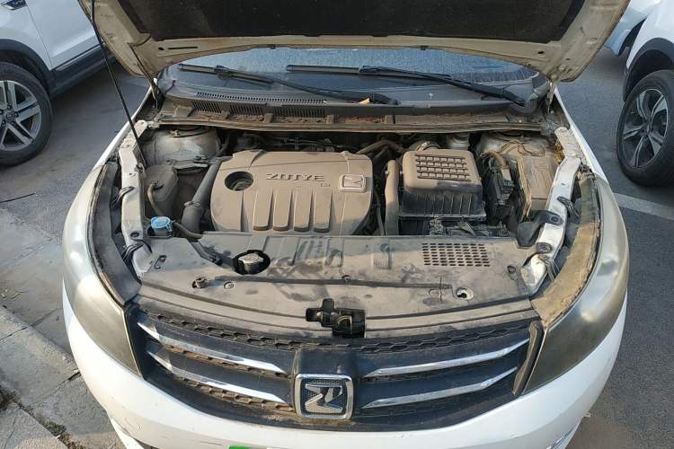 Used Zotye Z500 2015 1.5T Manual Luxury Model Engine Bay