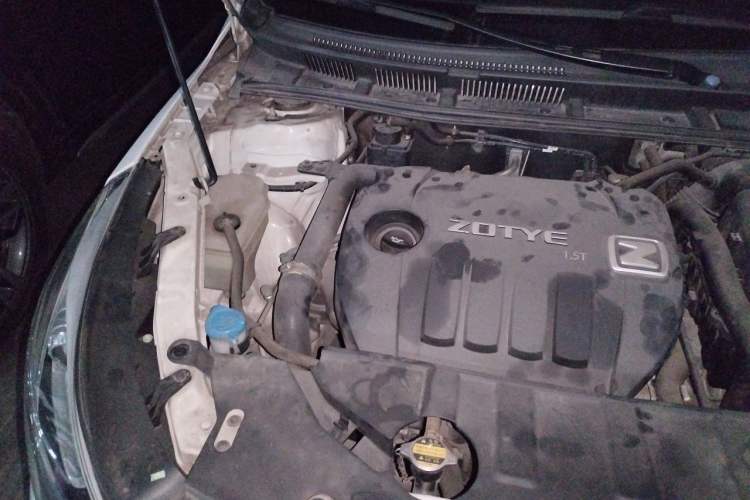 Used Zotye Z500 2015 1.5T CVT Luxury Model Engine Bay Right