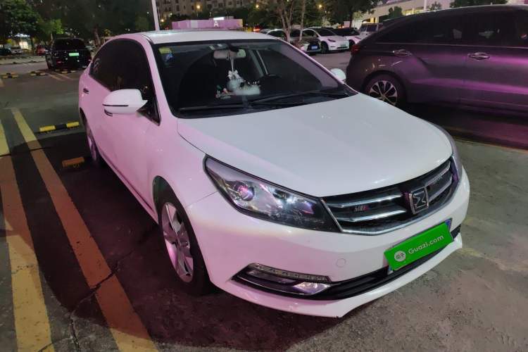 Used Zotye Z500 2015 1.5T CVT Luxury Model Front Right 45 Deg