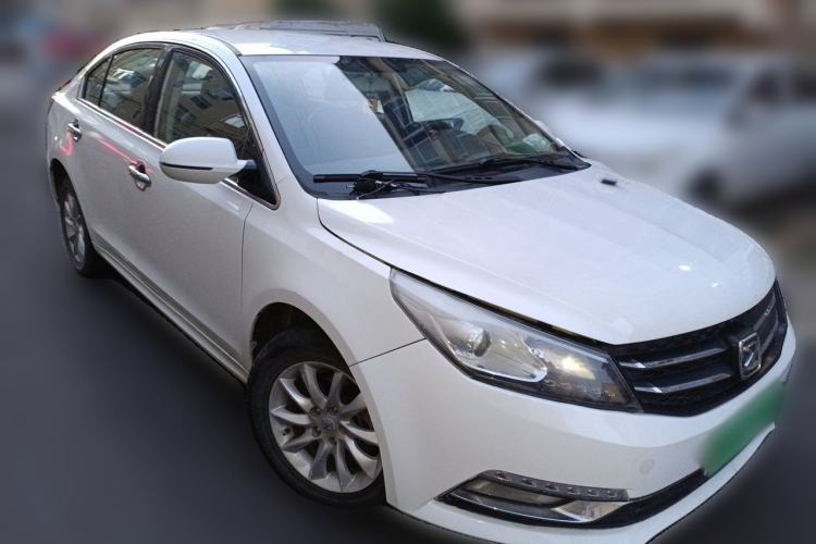 Used Zotye Z500 2015 1.5T Manual Luxury Model Front Right 45 Deg