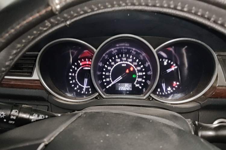 Used Zotye Z500 2015 1.5T Manual Luxury Model Instrument Cluster