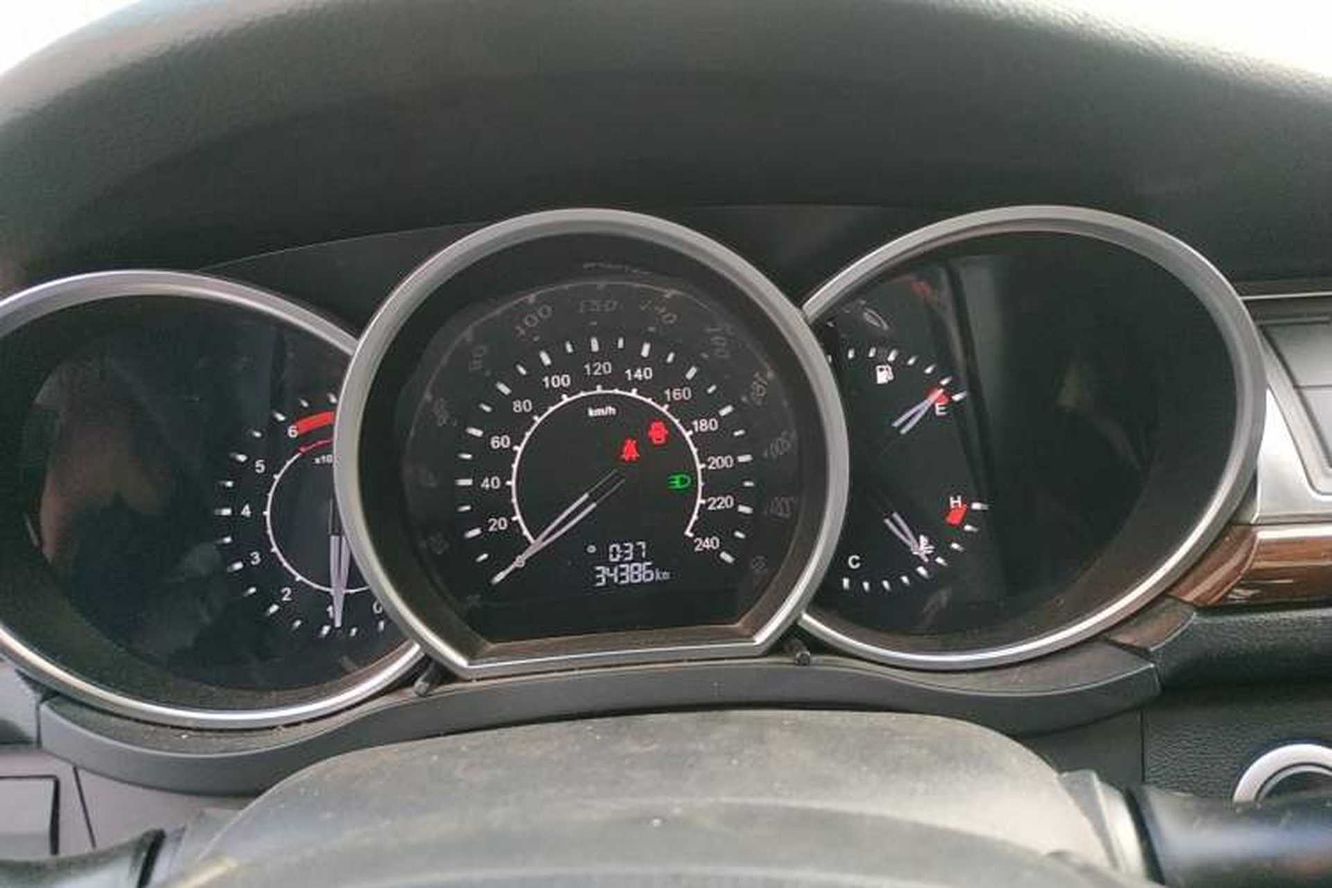 Used Zotye Z500 2015 1.5T Manual Luxury Model Instrument Cluster