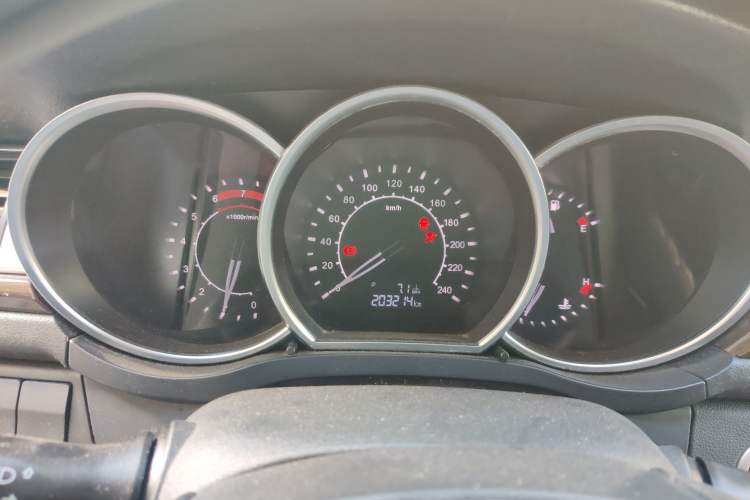 Used Zotye Z500 2015 1.5T Manual Luxury Model Instrument Cluster