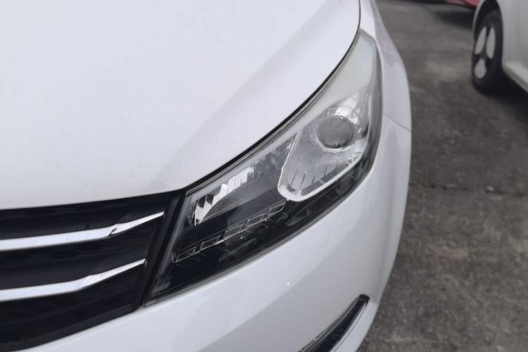 Used Zotye Z500 2015 1.5T Manual Luxury Model Left Front Headlight