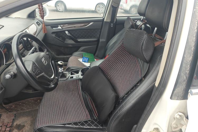 Used Zotye Z500 2015 1.5T Manual Luxury Model Left Front Seat