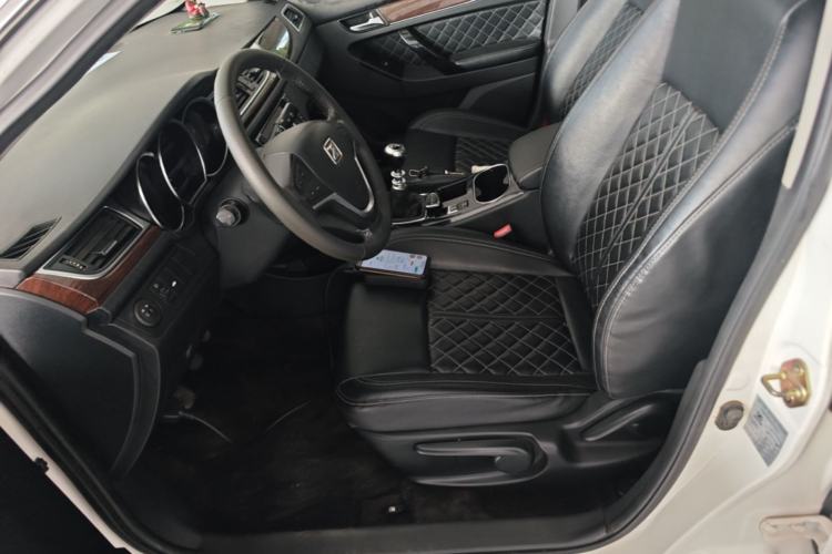 Used Zotye Z500 2015 1.5T Manual Luxury Model Left Front Seat