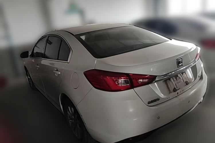 Used Zotye Z500 2015 1.5T Manual Luxury Model Rear Left 45 Deg