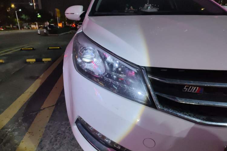 Used Zotye Z500 2015 1.5T CVT Luxury Model Right Front Headlight