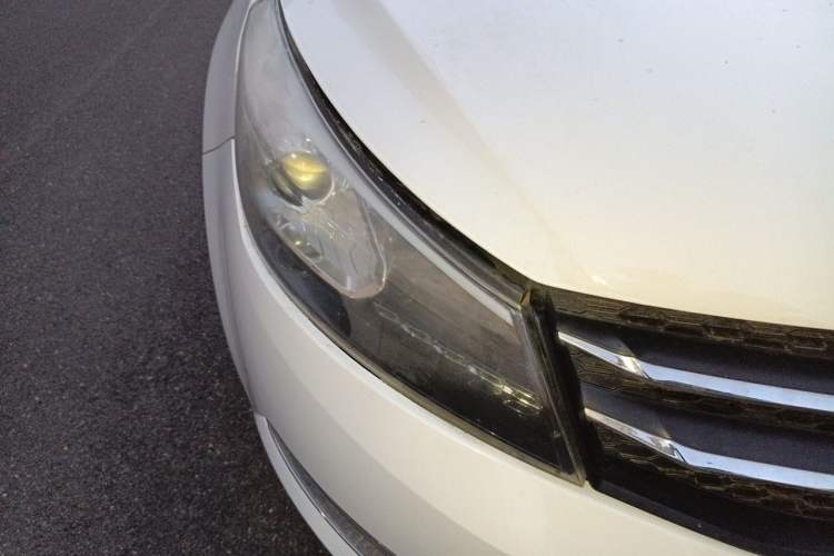 Used Zotye Z500 2015 1.5T Manual Luxury Model Right Front Headlight
