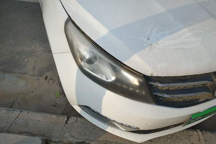 Used Zotye Z500 2015 1.5T Manual Luxury Model Right Front Headlight