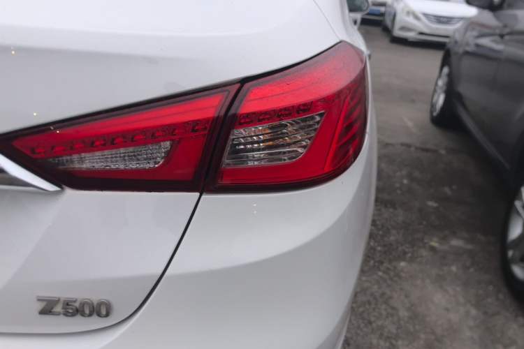 Used Zotye Z500 2015 1.5T Manual Luxury Model Right Rear Taillight