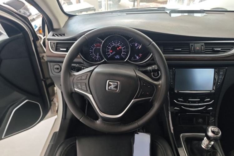 Used Zotye Z500 2015 1.5T Manual Luxury Model Steering Wheel