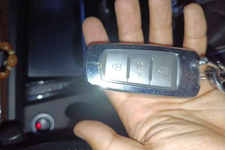 Used Zotye Z500 2015 1.5T Manual Luxury Model Vehicle Key