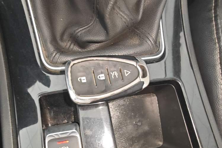 Used Zotye Z500 2015 1.5T Manual Luxury Model Vehicle Key