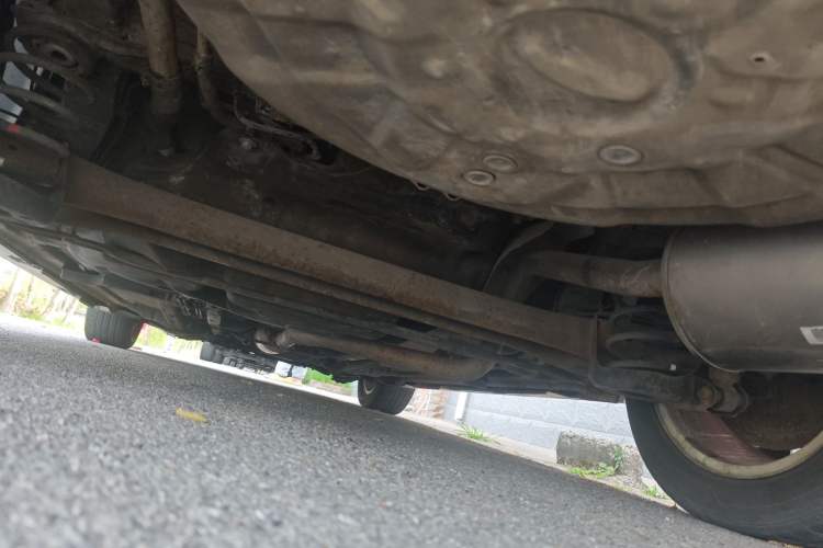 Used Zotye Z500 2016 1.5T CVT Luxury Model Chassis Rear