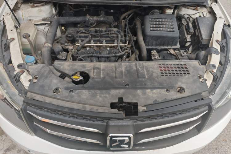 Used Zotye Z500 2016 1.5T CVT Luxury Model Engine Bay