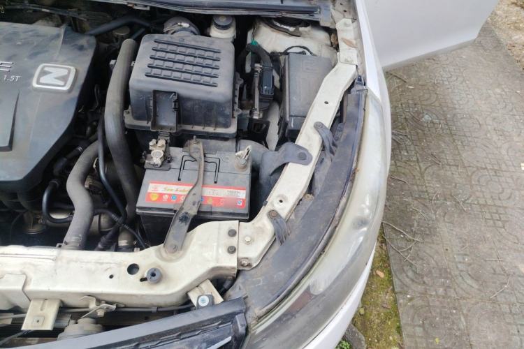 Used Zotye Z500 2016 1.5T CVT Luxury Model Engine Bay Left