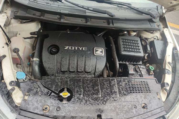 Used Zotye Z500 2016 1.5T CVT Luxury Model Engine Bay