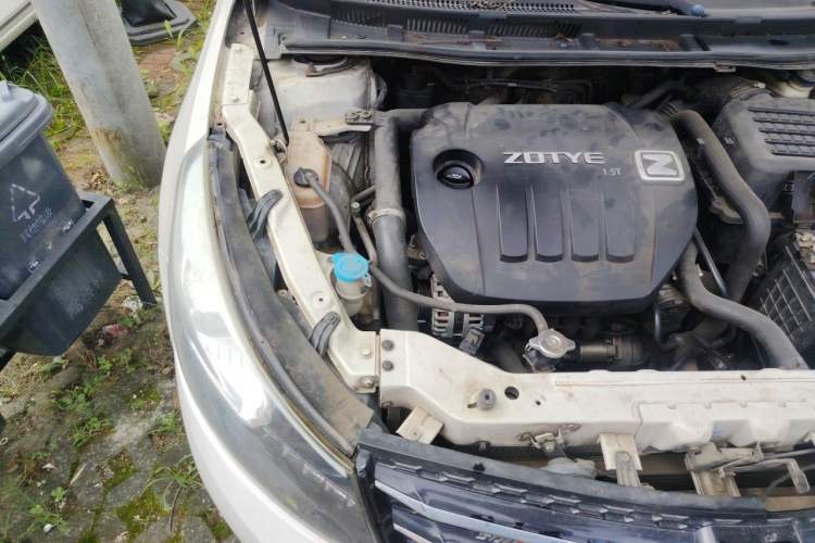 Used Zotye Z500 2016 1.5T CVT Luxury Model Engine Bay Right