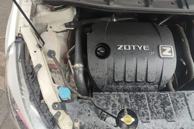 Used Zotye Z500 2016 1.5T CVT Luxury Model Engine Bay Right