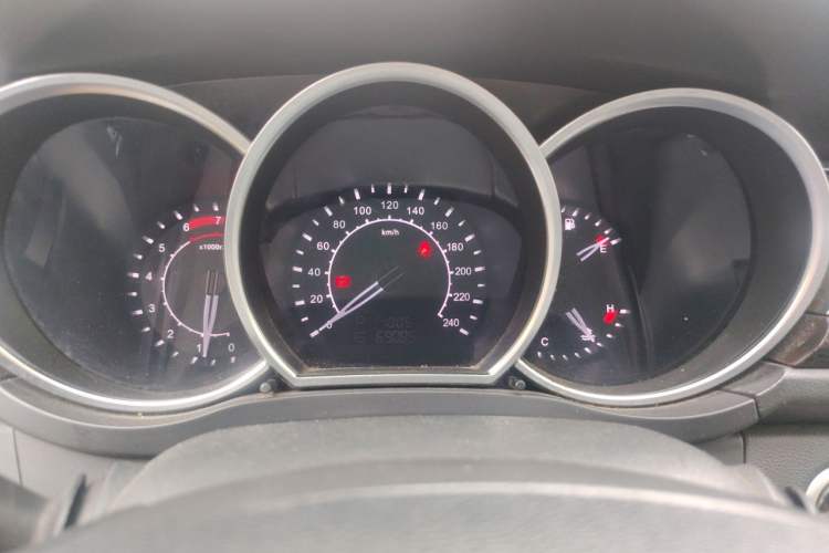 Used Zotye Z500 2016 1.5T CVT Luxury Model Instrument Cluster