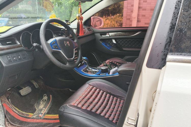 Used Zotye Z500 2016 1.5T CVT Luxury Model Left Front Seat