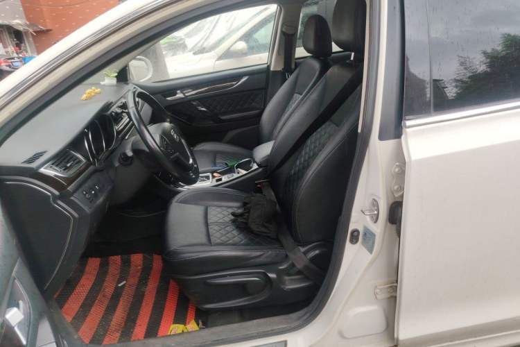 Used Zotye Z500 2016 1.5T CVT Luxury Model Left Front Seat