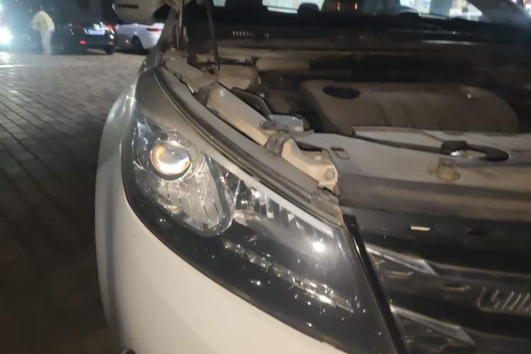 Used Zotye Z500 2016 1.5T CVT Luxury Model Right Front Headlight