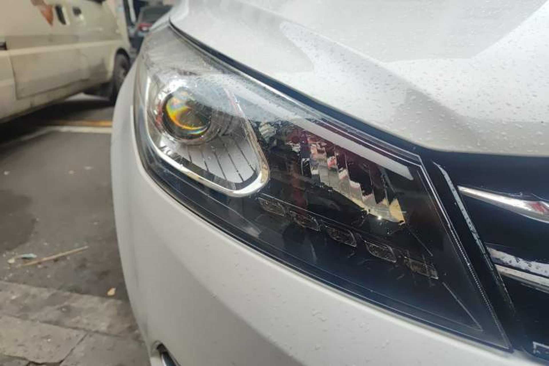 Used Zotye Z500 2016 1.5T CVT Luxury Model Right Front Headlight