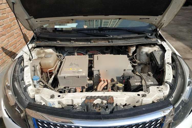 Used Zotye Z500 2019 EV Pro Luxury Model Engine Bay