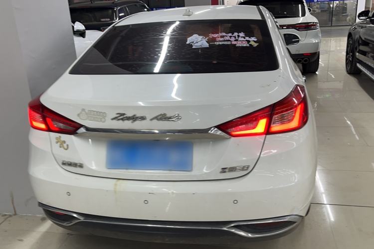 Used Zotye Z560 2017 1.5T Manual Luxury Model Exterior 4