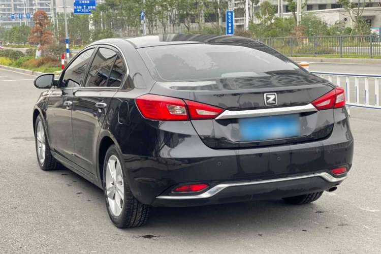 Used Zotye Z560 2017 1.5T Manual Luxury Model Exterior 4