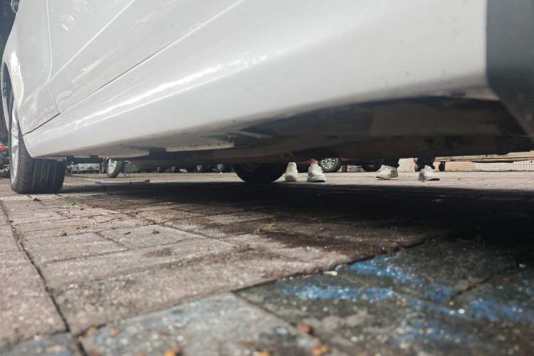 Used Zotye Z560 2017 1.5T CVT Comfort Model Chassis Front Right